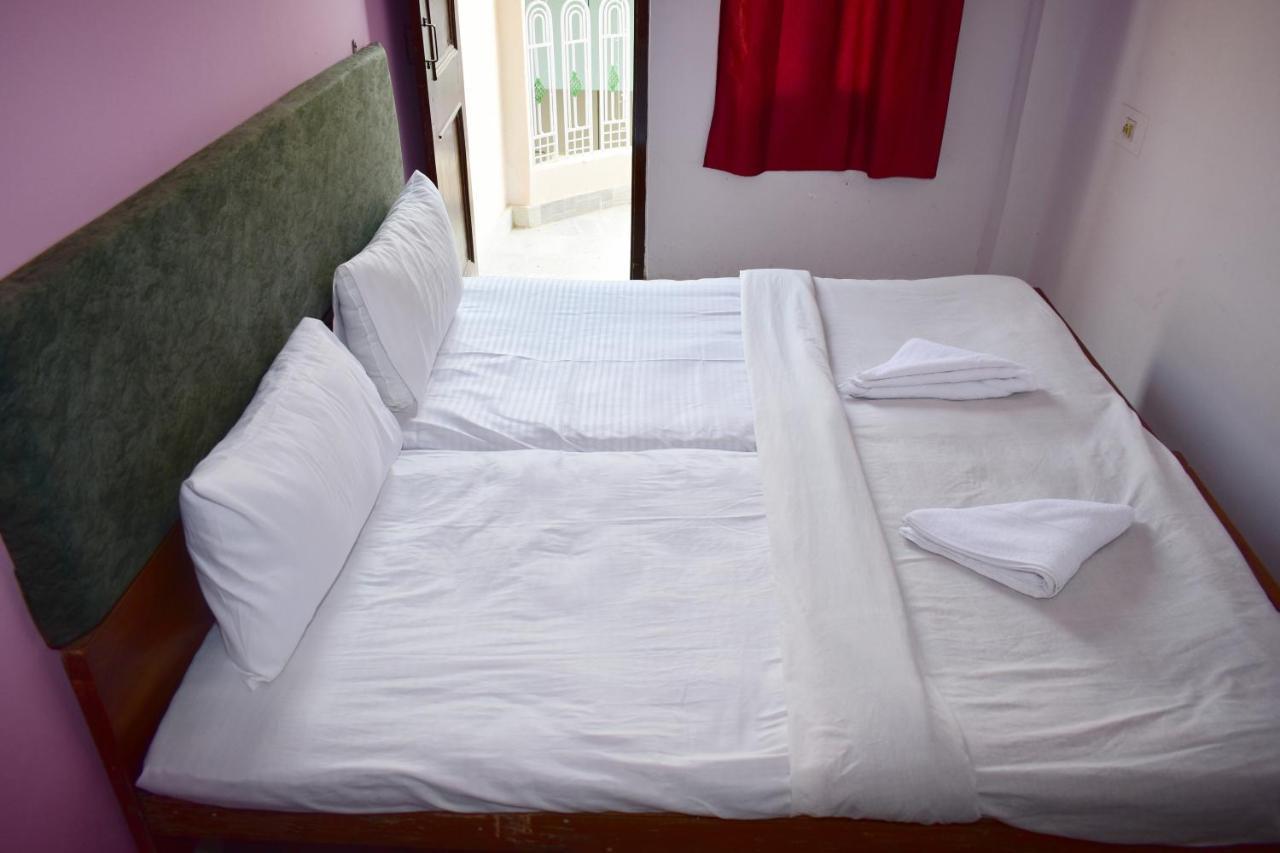 Sandhya Guest House Varanasi Near Ganga River Экстерьер фото