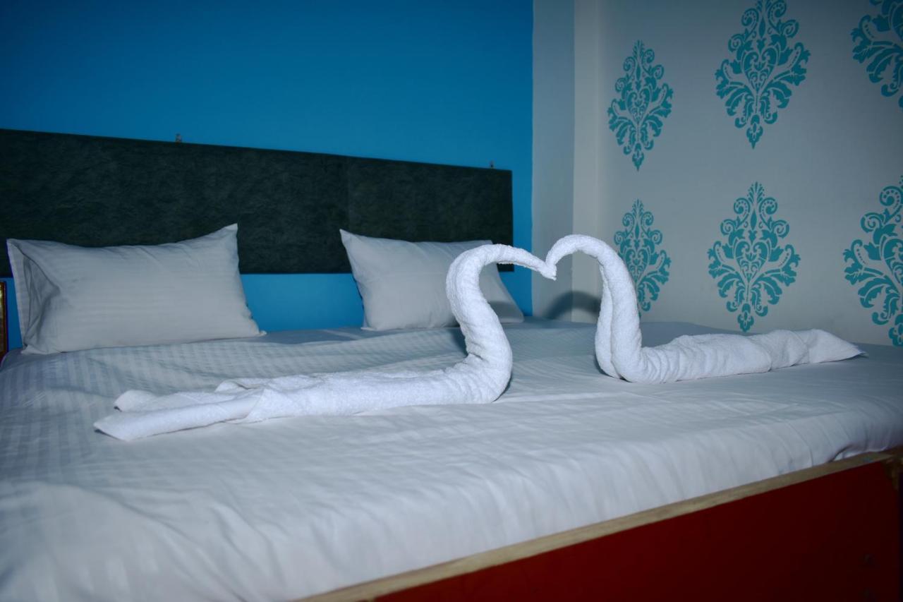 Sandhya Guest House Varanasi Near Ganga River Экстерьер фото