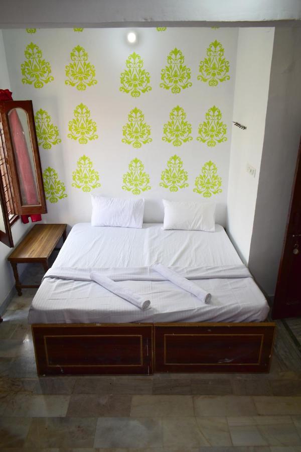Sandhya Guest House Varanasi Near Ganga River Экстерьер фото