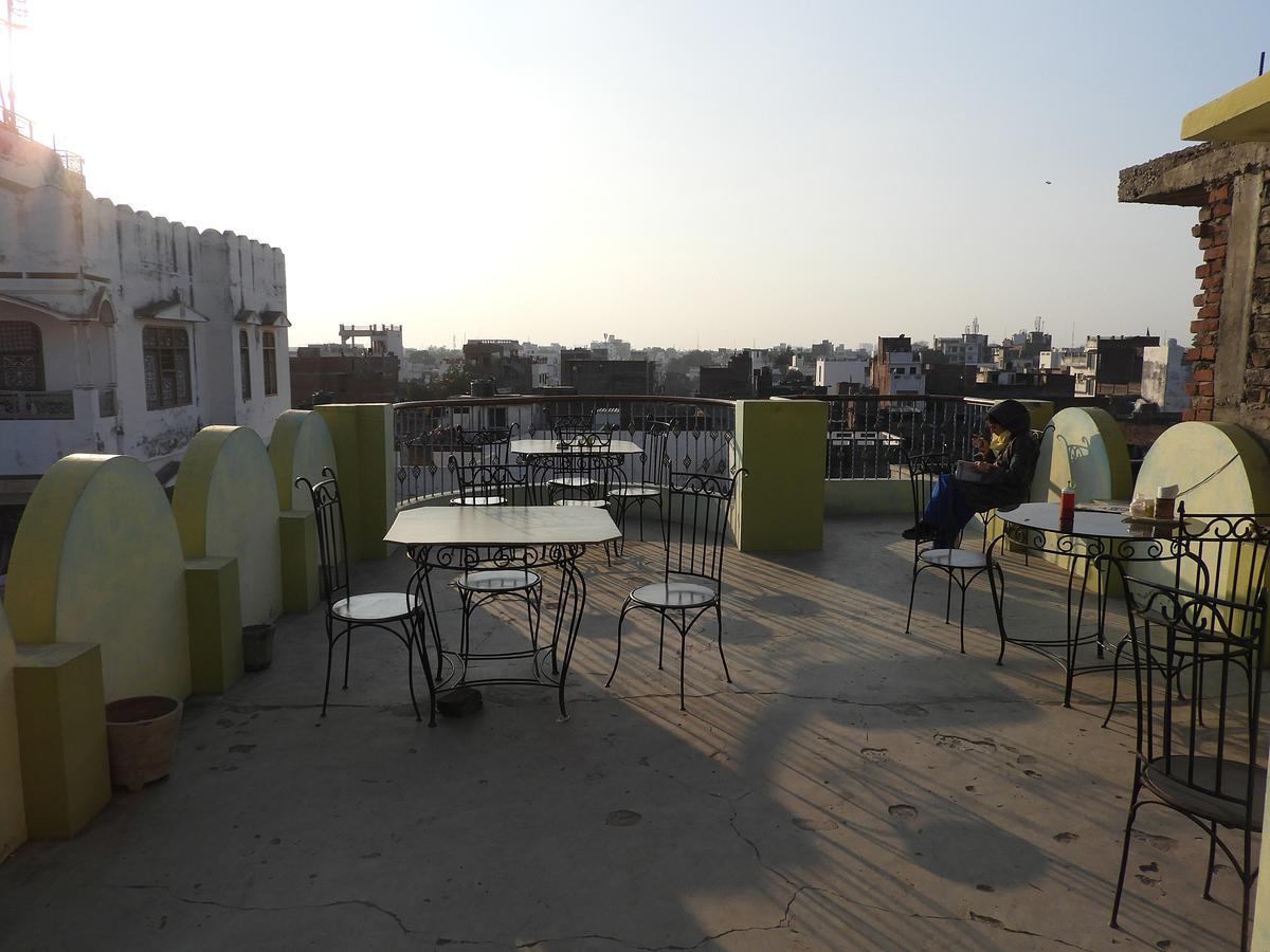 Sandhya Guest House Varanasi Near Ganga River Экстерьер фото